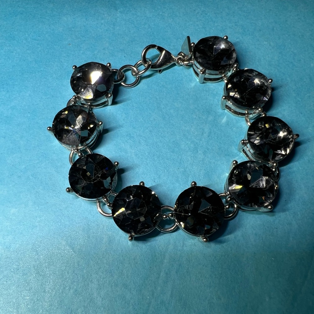 Banana Republic Bracelet - Picture 2 of 3